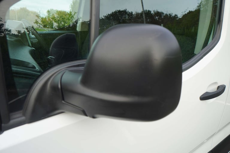 2022 Vauxhall Combo 1.5 Combo 2300 Sportive L2 LWB + 3 Seater + Twin Slider + Top Spec Van Panel ...