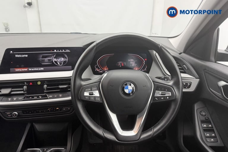 2024 BMW 1 Series 118i [136] SE 5dr Step Auto [Live Cockpit Pro] Hatchback Petrol Automatic