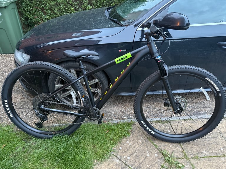 Voodoo Bizango Adults mountain bike 