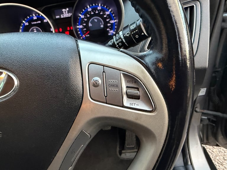 2013 Hyundai ix35 1.7 CRDi Premium SUV 5dr Diesel Manual Euro 5 (s/s) (115 ps)