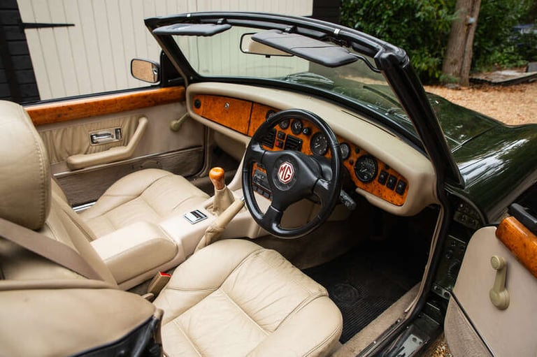 1999 MG RV8 RV 8 2dr CONVERTIBLE PETROL Manual