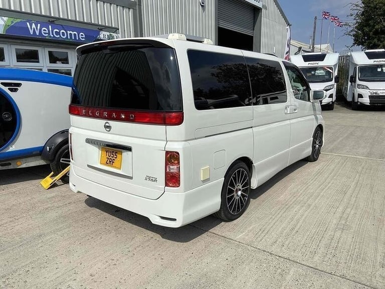Nissan  0.0  MPV 