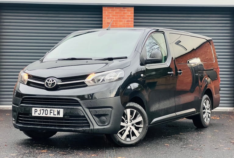 2020/70 TOYOTA PROACE 2.0D ICON FACTORY 6 SEATER CREW VAN L2H1 | NO VAT TO PAY
