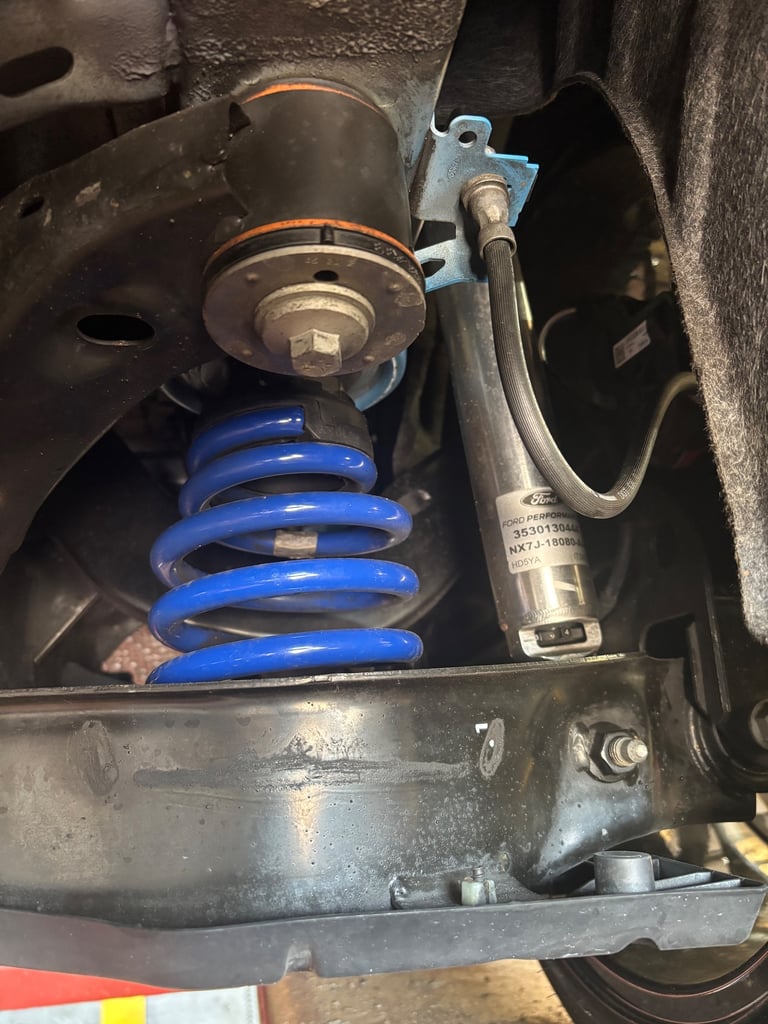 2021 Ford Focus 2.3T EcoBoost ST EDITION. 1 OWNER  ONLY 7 000 MILES  FULL FORD