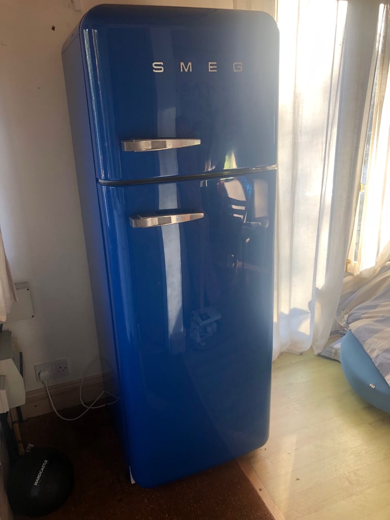 SMEG FAB30 Fridge Freezer Nearly New