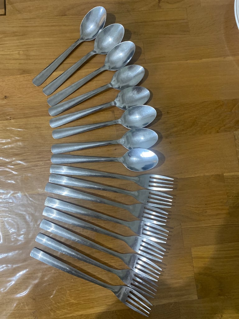 image for Pack of 8 spoons and 8 forks 