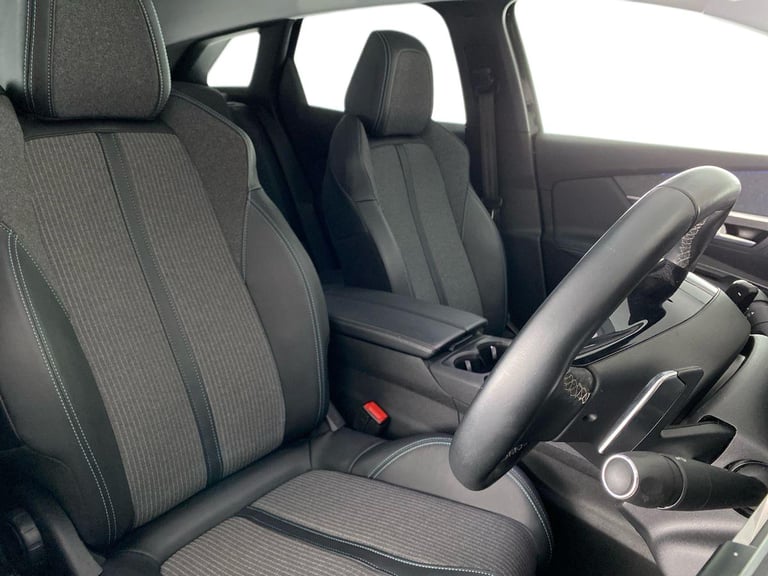 2022 Peugeot 3008 1.5 BlueHDi Allure Premium 5dr EAT8 Crossover/SUV DIESEL Automatic