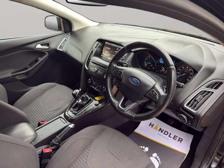 2015 Ford Focus 1.0 EcoBoost 125 Titanium 5dr HATCHBACK PETROL Manual