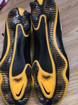 Brand new Nike phantom football boots uk size 6