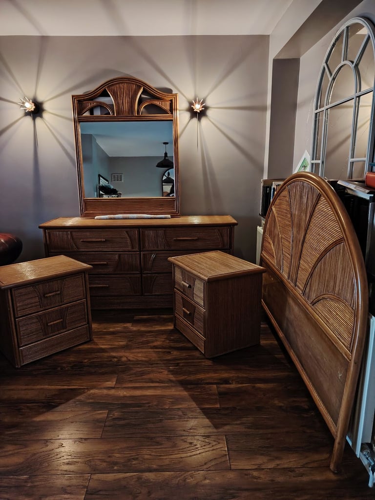 1970s Italian bedroom furniture set
