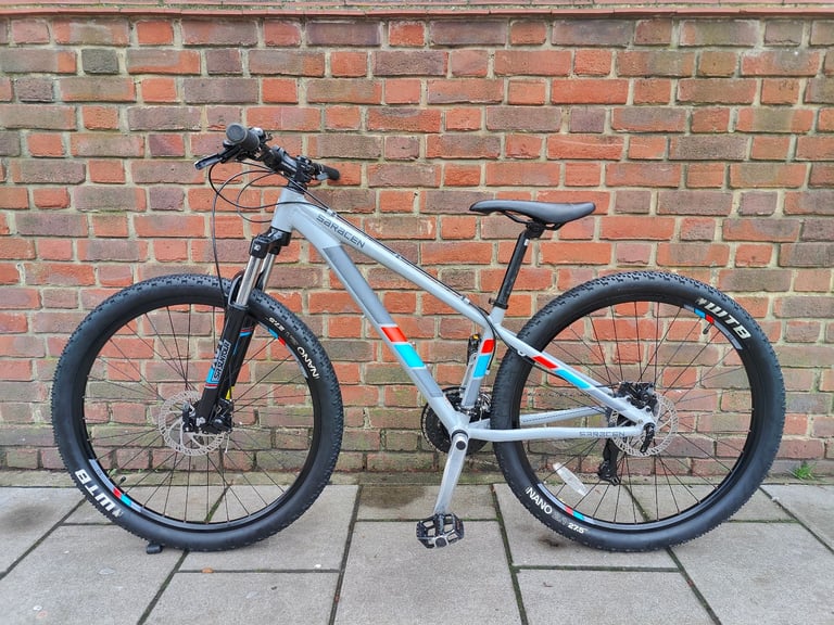 SERVICED (6107) 27.5" SARACEN TUFFTRAX 24-speed Aluminium Mountain BIKE Disc Brakes BICYCLE Size S/M