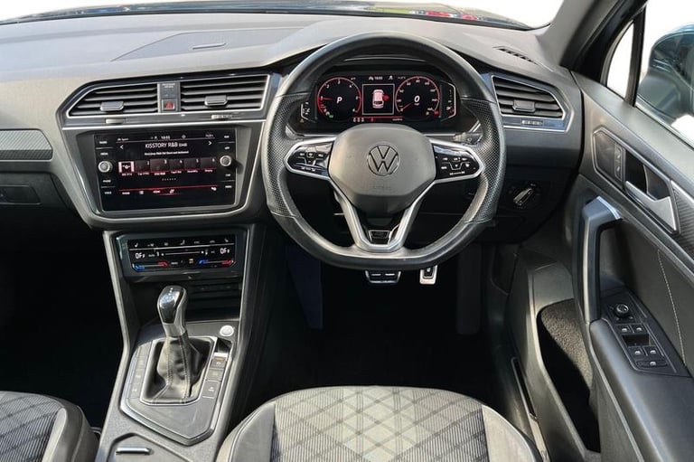 2021 Volkswagen Tiguan 2.0 TDI R-Line 5dr DSG ** Touch Screen Navigation - USB / Bluetooth Connec...
