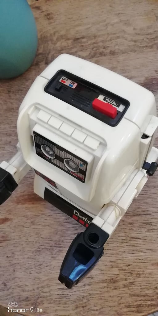 Vintage Tomy Chatbot Robot 80s 