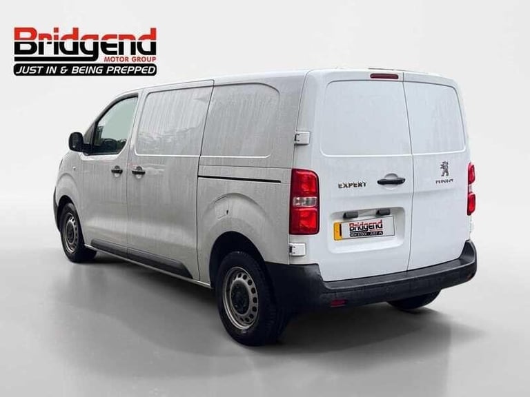 2023 Peugeot Expert 1.5 BlueHDi 1000 Professional Premium + Standard Panel Van 6dr Diesel Manua P...