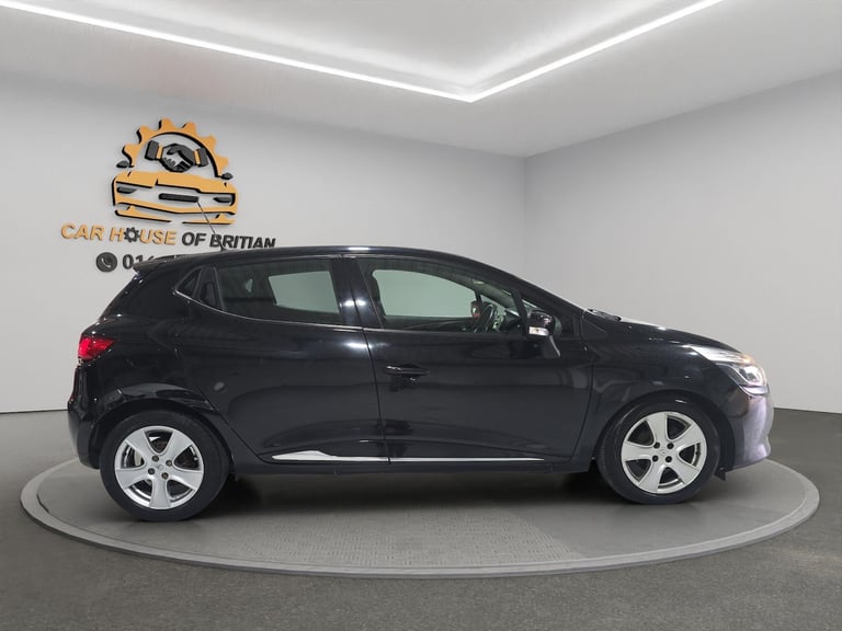 2016 Renault Clio 1.5 dCi Dynamique Nav Auto Euro 6 5dr HATCHBACK Diesel Automatic