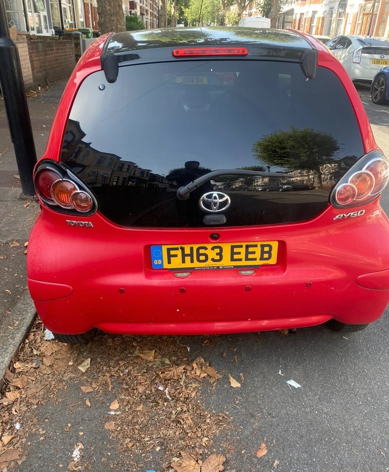 Toyota, AYGO, Hatchback, 2014, Manual, 998 (cc), 5 doors