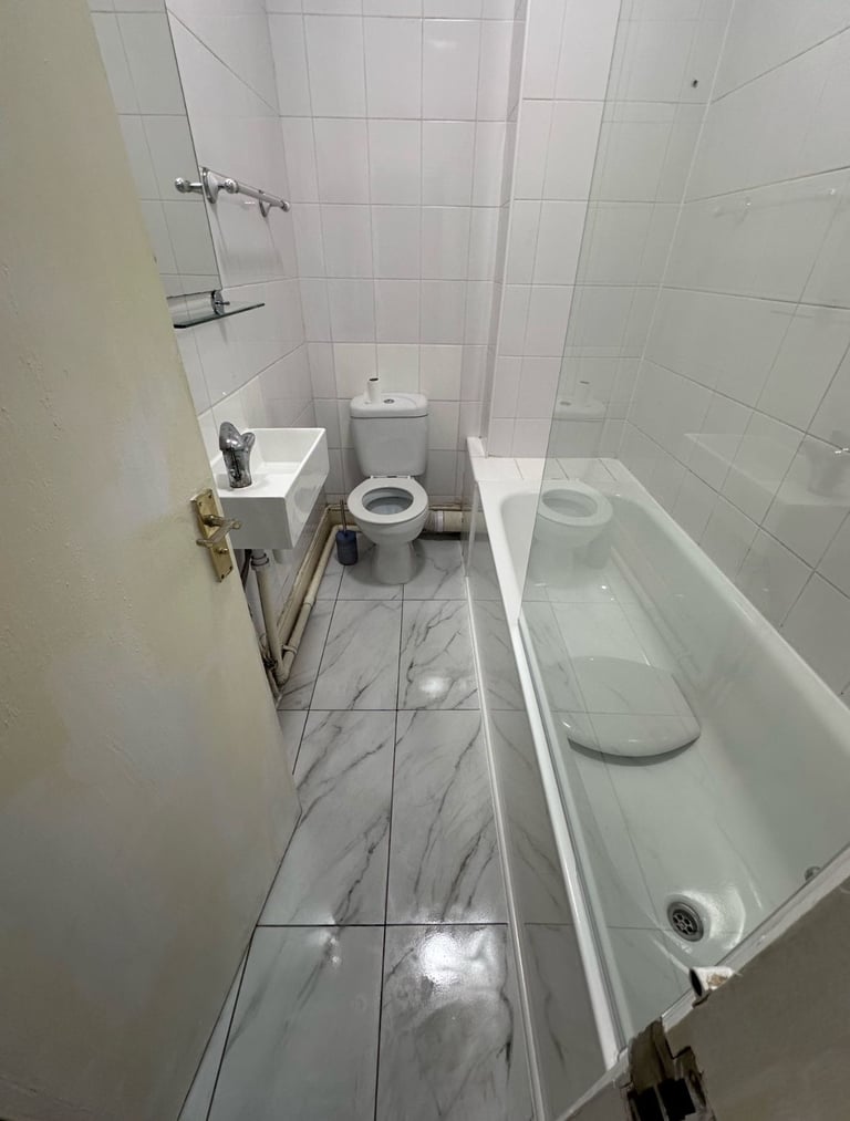 Great condition large One bedroom Flat in Crouch End, N8.