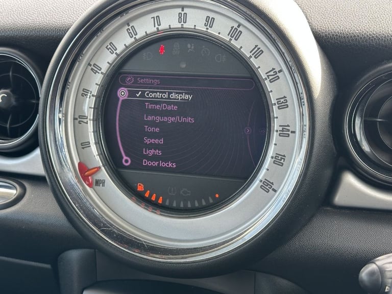 2012 MINI Clubman 1.6 Cooper 5dr ESTATE PETROL Manual