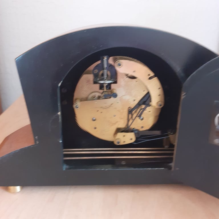 Wooden wind up  chiming mantel clock