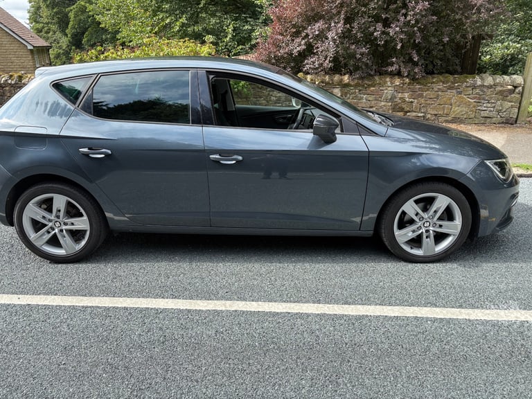 Seat Leon fr 1.5 petrol 2018 plate only 35,000 miles 