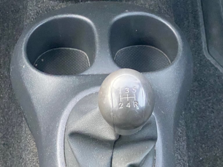 2003 Toyota Yaris 1.0 VVT-i T3 3dr HATCHBACK Petrol Manual