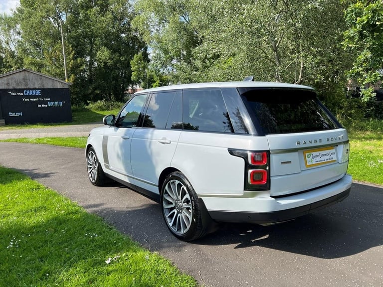 August 2018 Land Rover Range Rover 3.0 SD V6 Autobiography (275) Automatic SUV