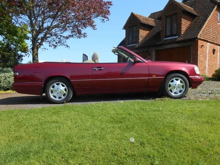 1994 Mercedes-Benz E Class E220 2-Door Petrol