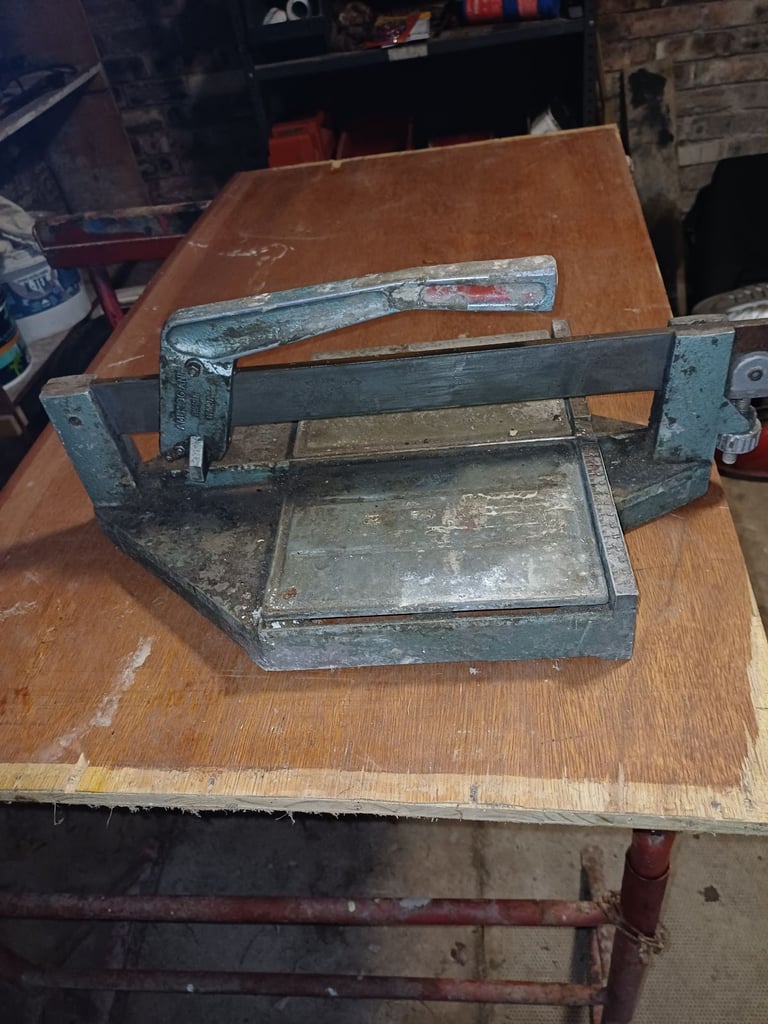 image for Tile cutter 