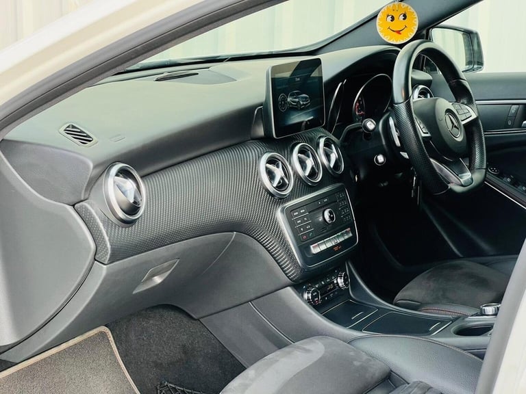 MERCEDES-BENZ A CLASS 2.1 A200d AMG Line (Premium) 7G-DCT Euro 6 (s/s) 5dr 2016