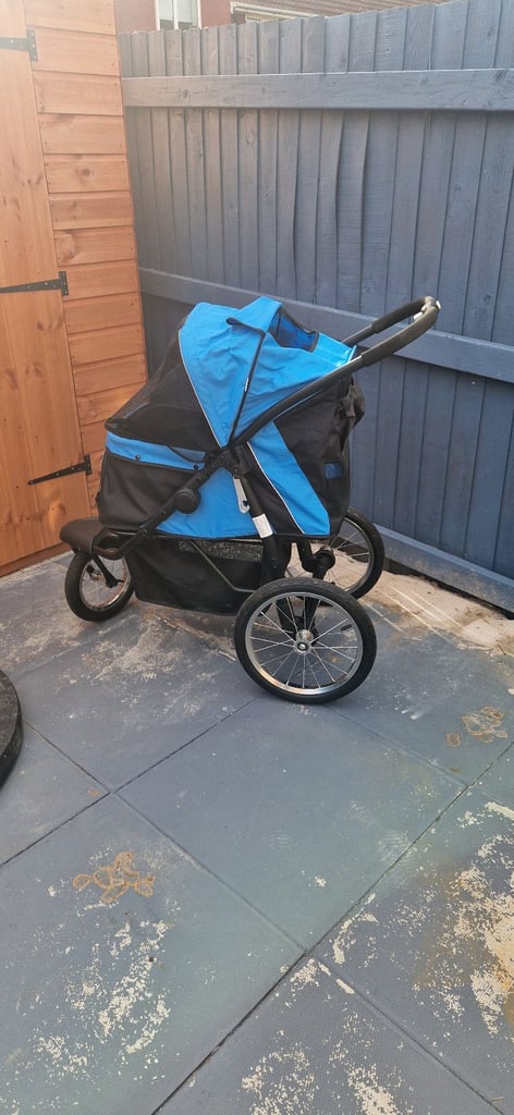 PawHut 3 Dog Stroller Pram Jogger Medium in very good condition