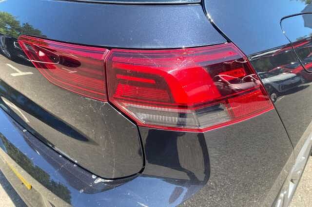 2021 Volkswagen Golf MK8 Hatchback 5-Dr 2.0TDI (150PS) R-Line DSG Hatchback Diesel Automatic