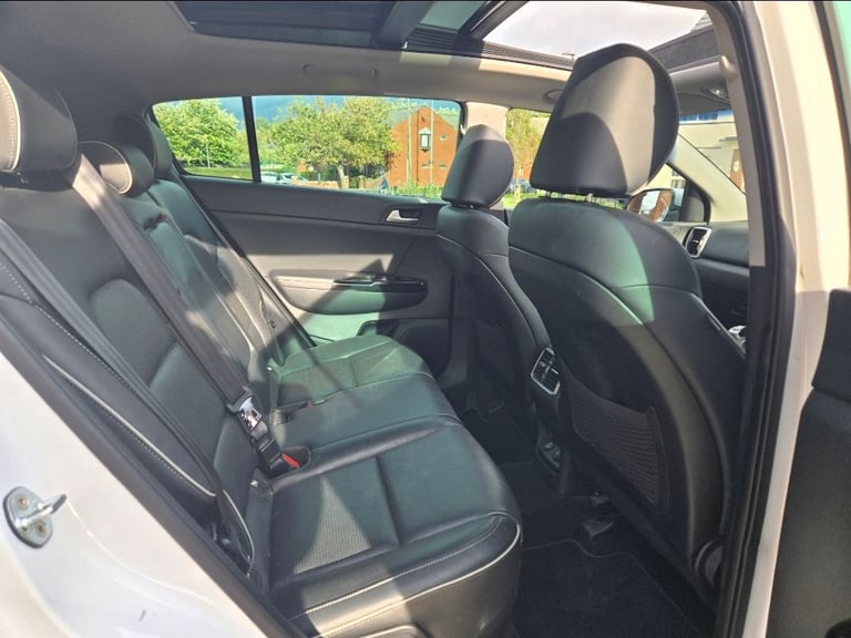 Kia, SPORTAGE, Estate, 2017, Manual, 1685 (cc), 5 doors