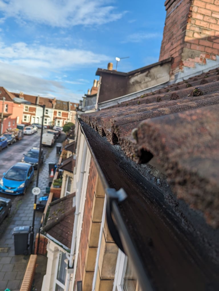 image for Professional Gutter Cleaning & Unblocking – Bristol, Nailsea, Yate, Surrounding Areas