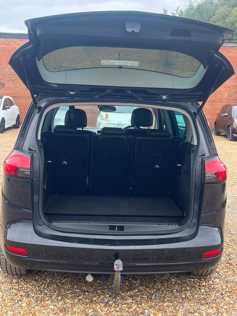 2013 Vauxhall Zafira Tourer 1.4T 16V SE Euro 5 5dr MPV Petrol Manual