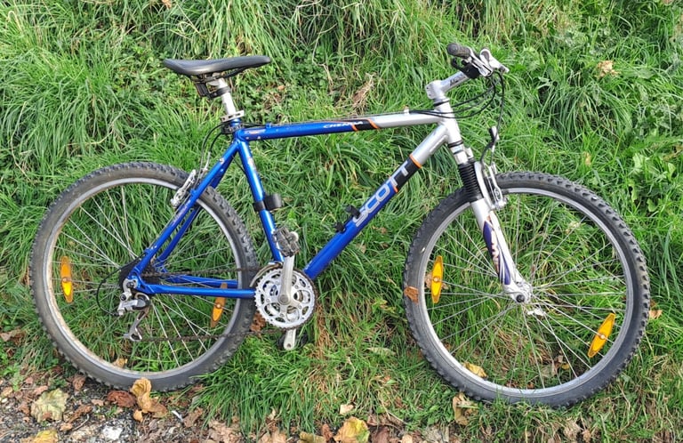 Scott aluminium frame bike 