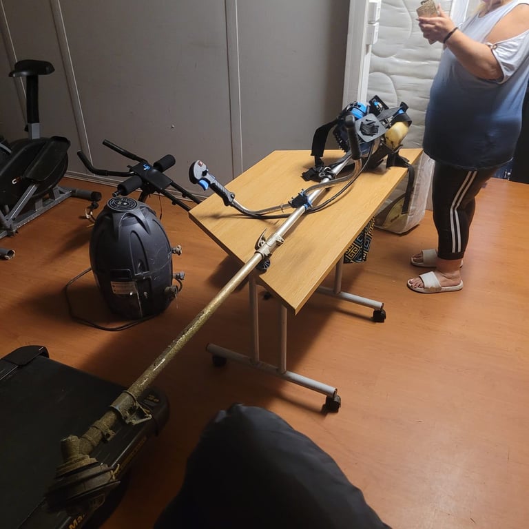 Petrol tools 