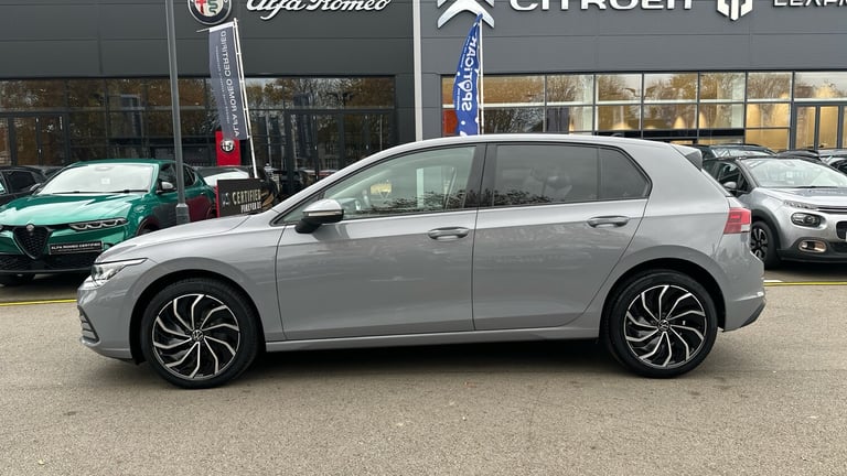 2021 Volkswagen Golf 1.5 TSI Life Hatchback 5dr Petrol Manual Euro 6 (s/s) (130 ps) Hatchback Pet...