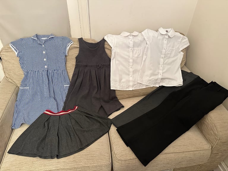 image for School uniform bundle 10Y(140cm)
