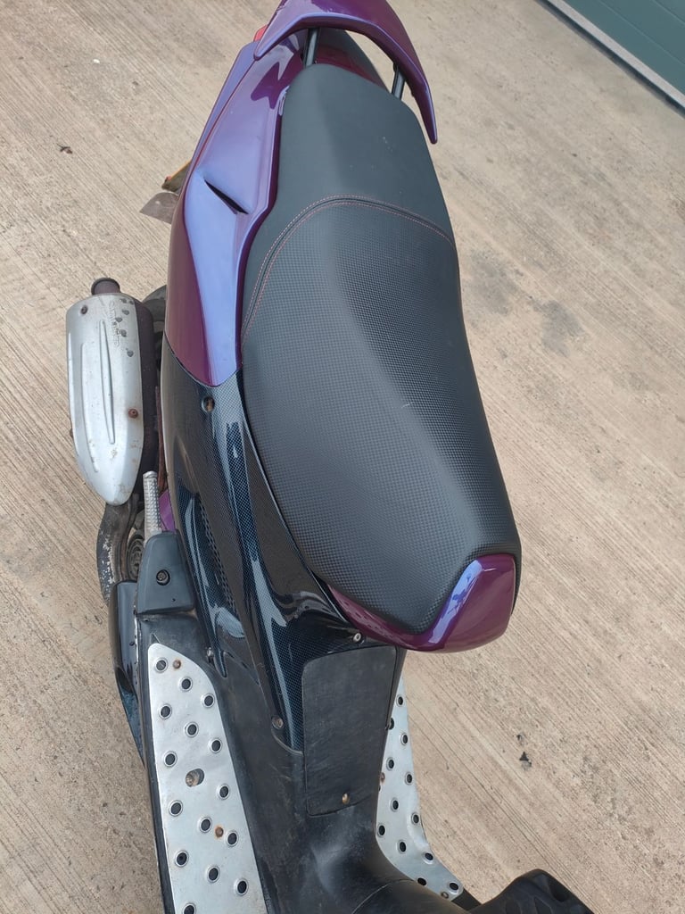 Peugeot, SPEEDFIGHT, 2005, 49 (cc)