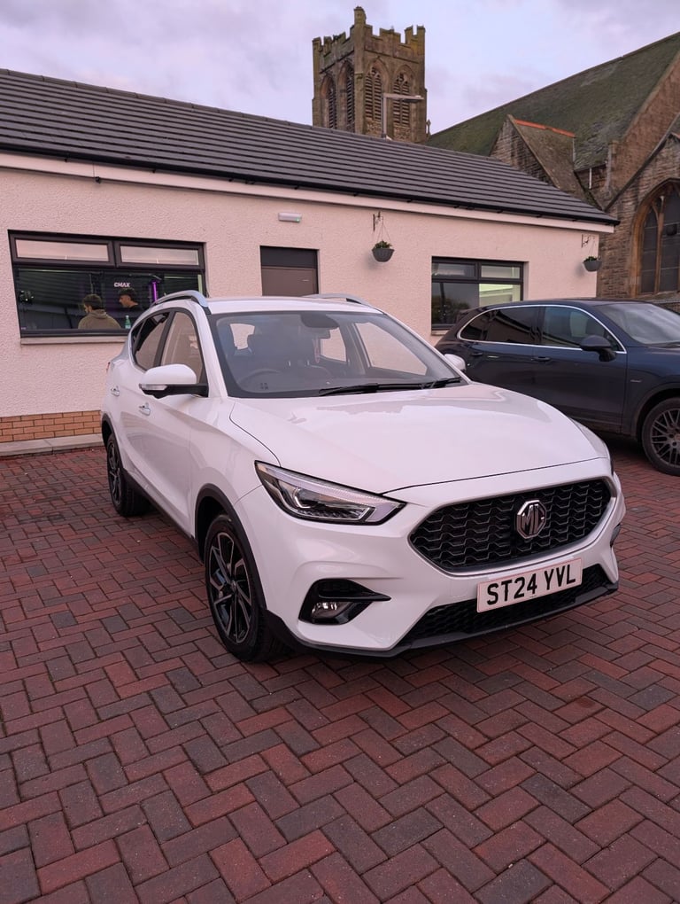 MG Motor UK, ZS, Hatchback, 2024, Manual, 1498 (cc), 5 doors