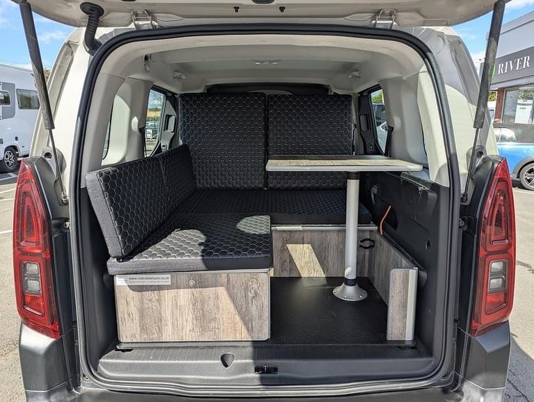 Citroen Berlingo 1.5 BlueHDi Flair MPV 