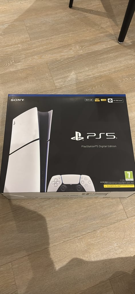 PS5 digital 825gb sealed