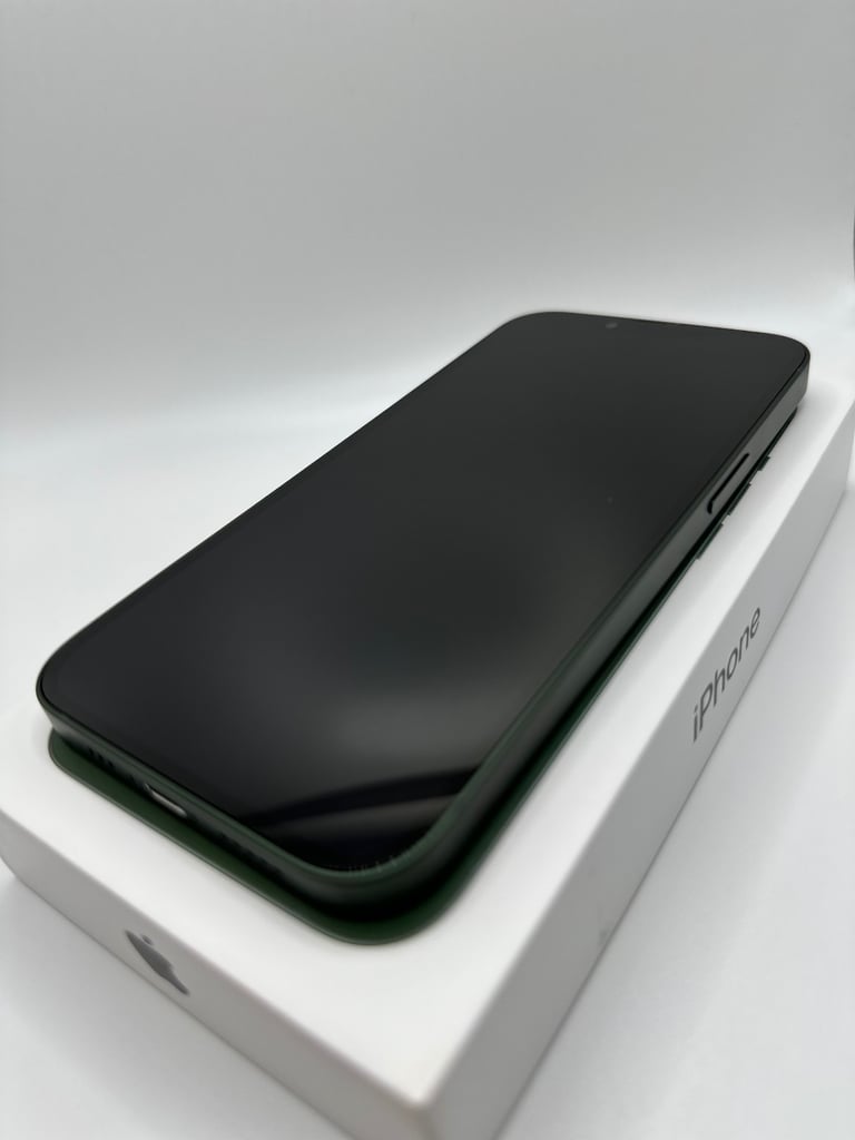 image for PRISTINE: Apple iPhone 13, 128gb, Green (UNLOCKED)