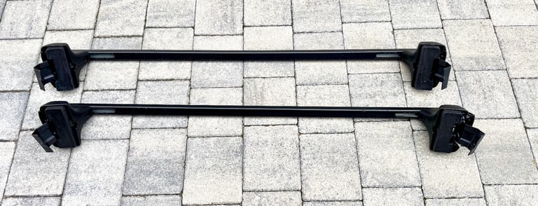 Thule Roof Bars Ford Focus Mk 3 Hatchback (2011-2018)