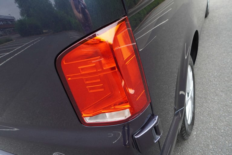 2021 Volkswagen Transporter 2.0 Transporter T28 HighLine TDI SWB Panel Van Diesel Manual