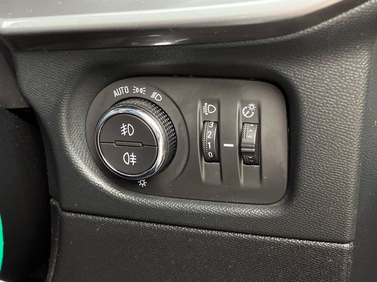 2022 Vauxhall Mokka 1.2 Turbo Elite Edition 5dr Auto SUV PETROL Automatic