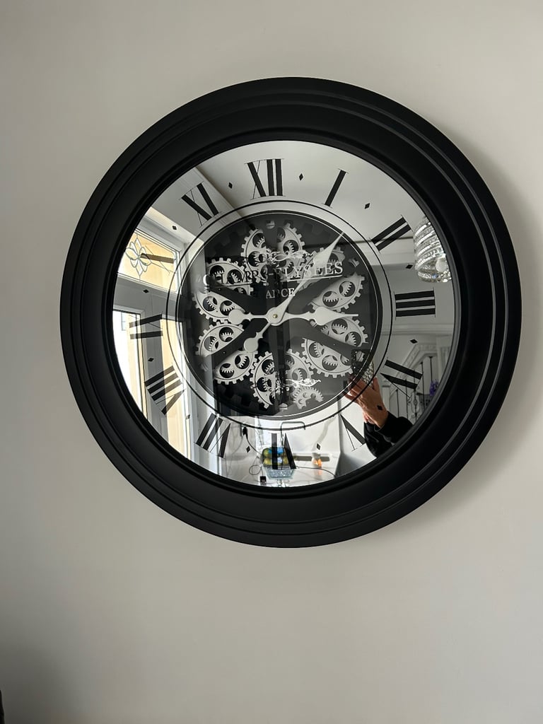 image for Black and silver clock