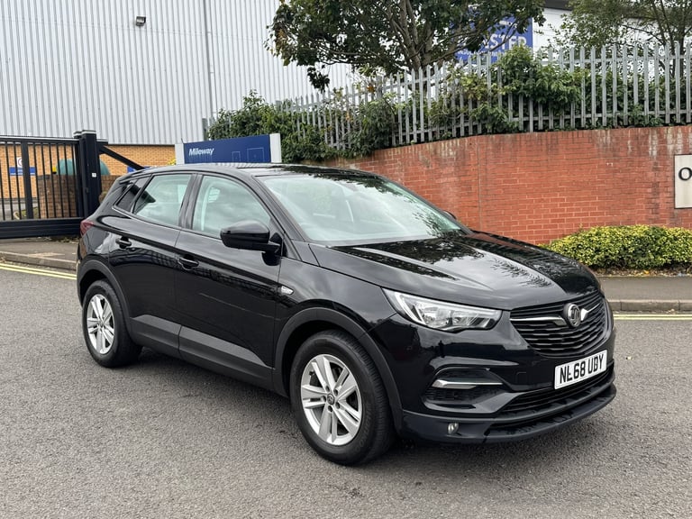 image for 2018 Vauxhall Grandland X 1.2 Turbo SE 5dr HATCHBACK Petrol Manual