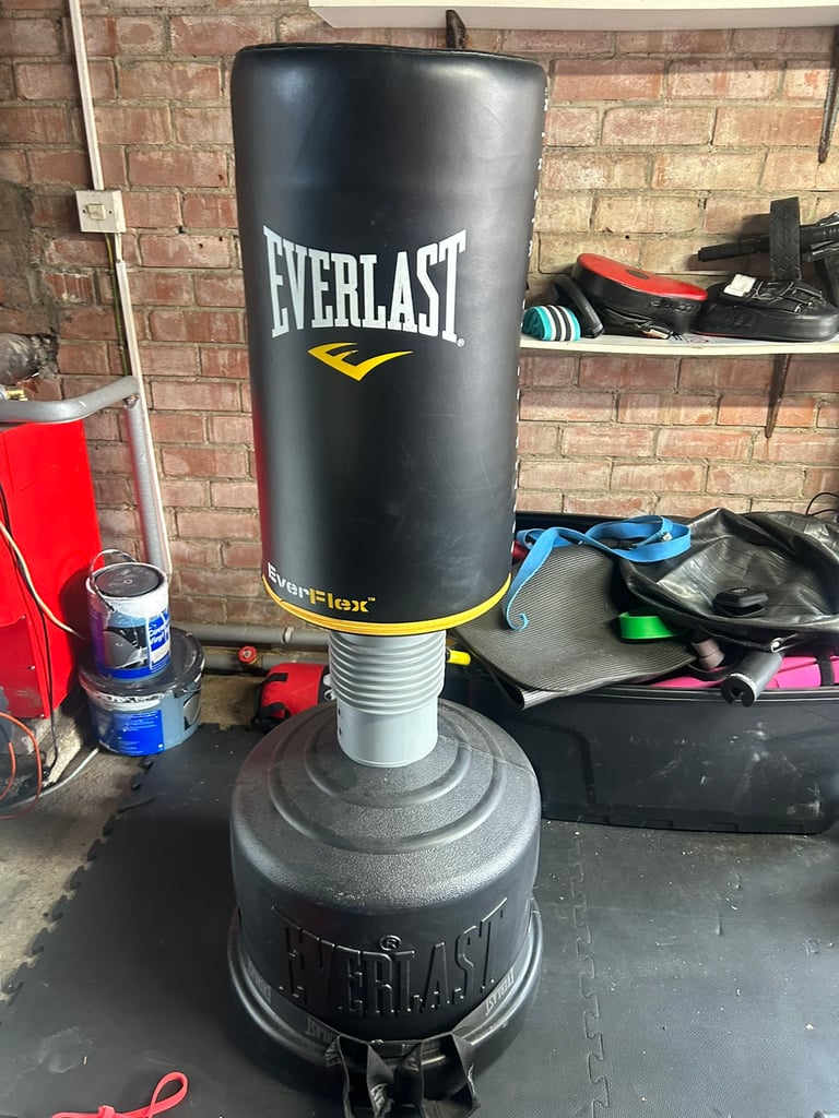 Standing punching bag for Sale | Gumtree
