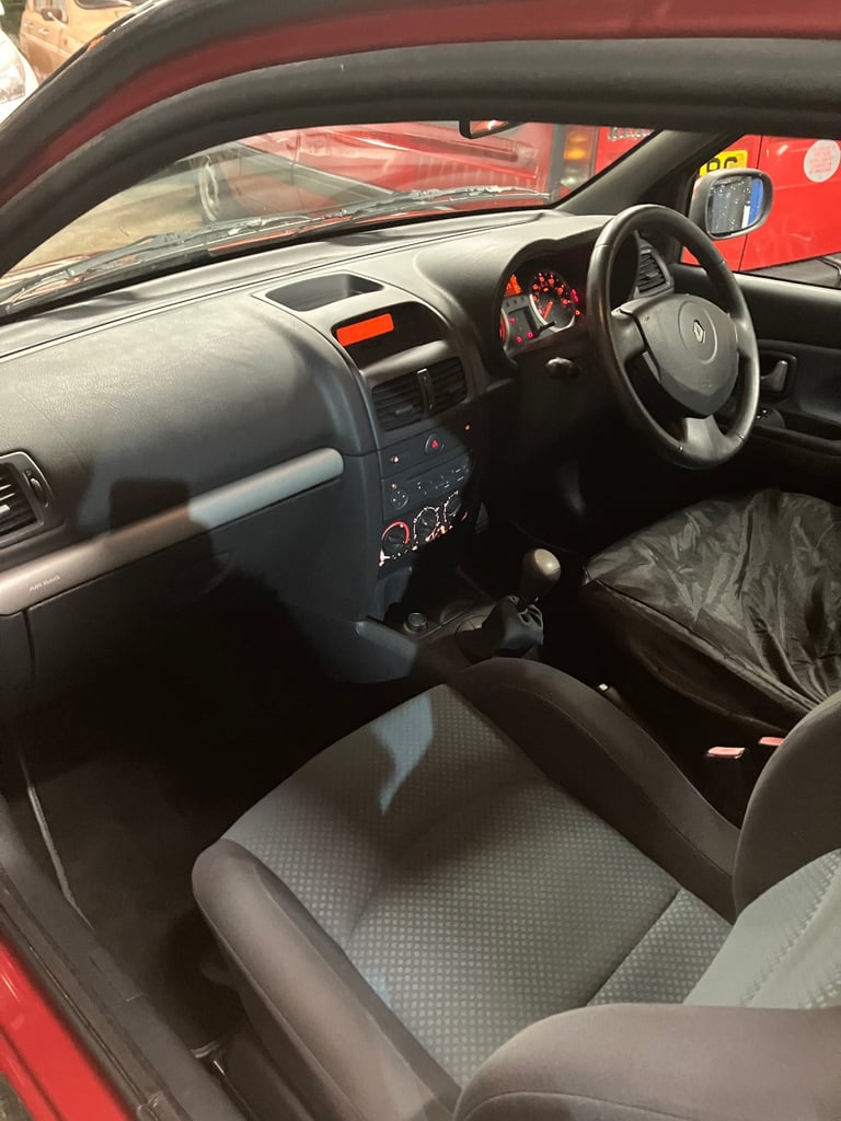Renault, CLIO, Hatchback, 2006, Manual, 1149 (cc), 3 doors